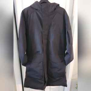 Lululemon Cold City Parka, mens Large, black